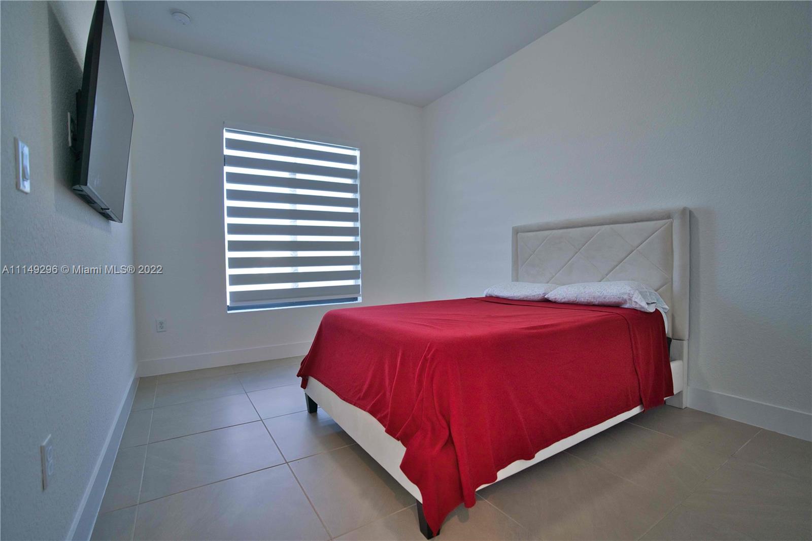 SOUTHERN COVE - Residential