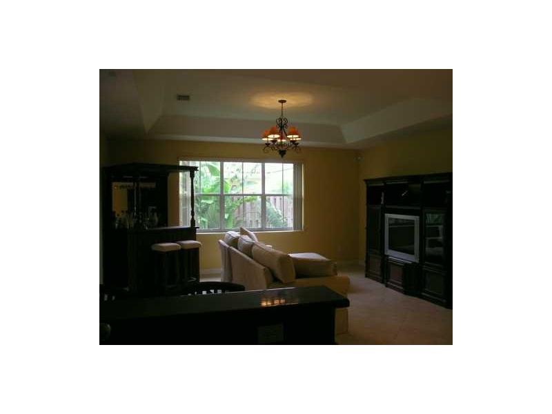NAUTICA - Residential Lease