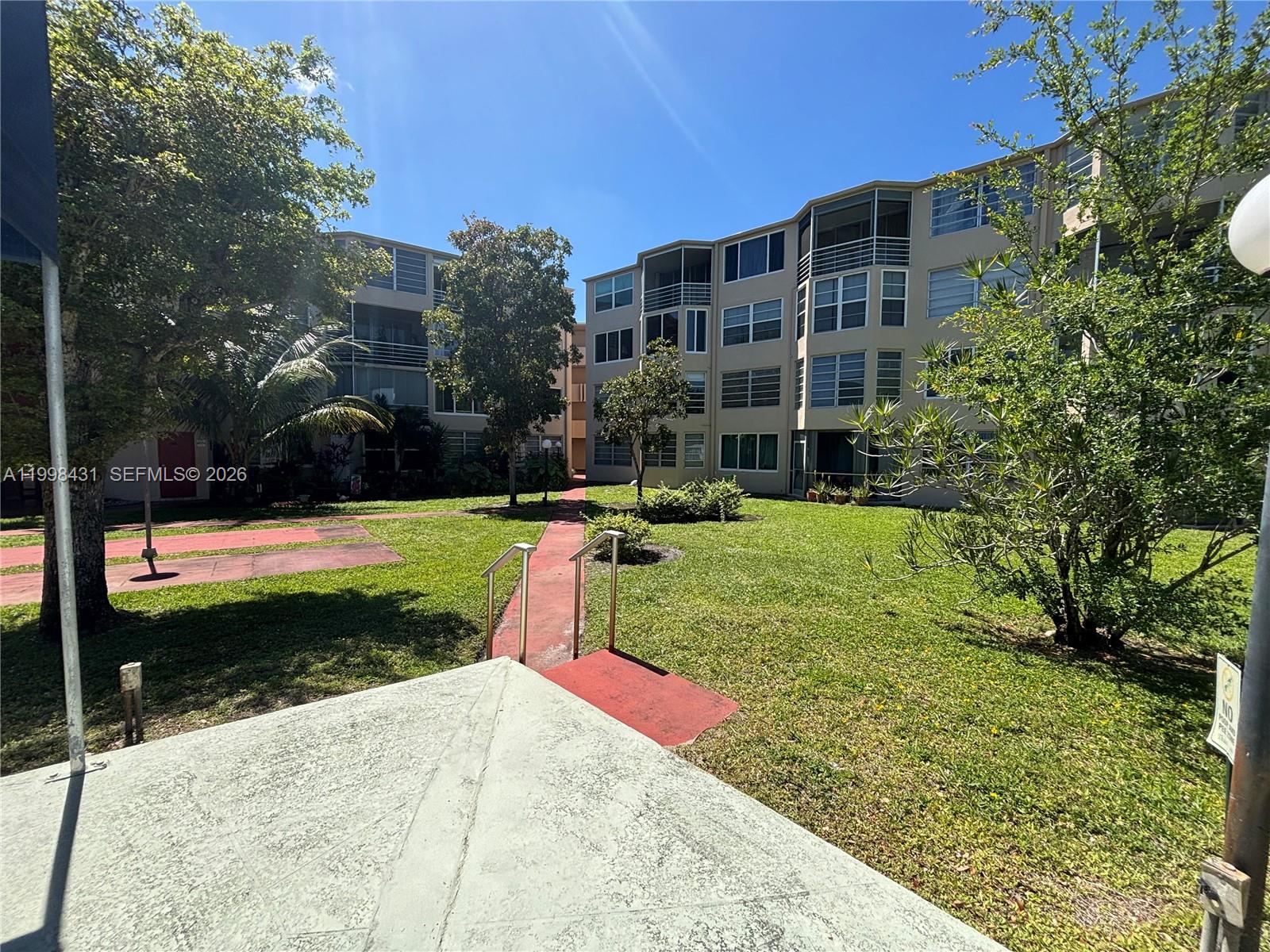 ROLLING GREEN CONDO C - Residential