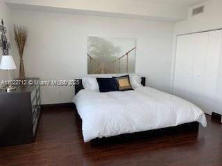 IVY CONDO - Residential