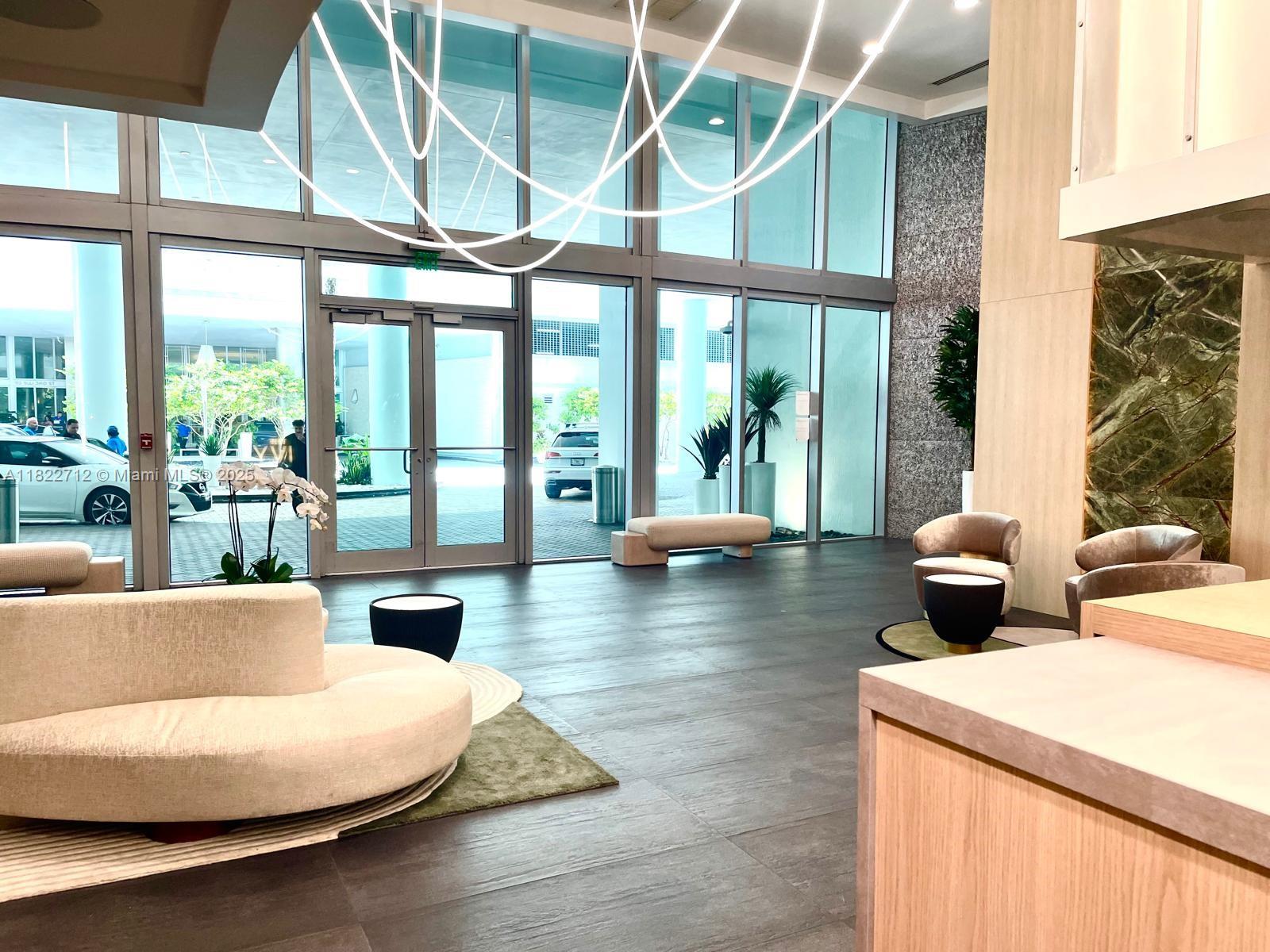 IVY CONDO - Residential