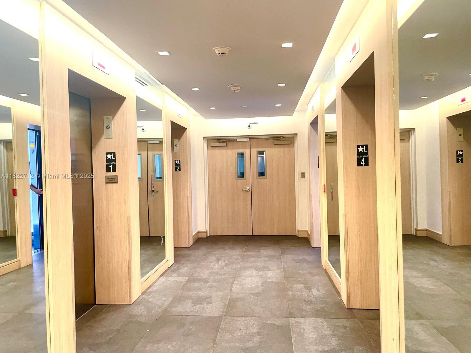 IVY CONDO - Residential