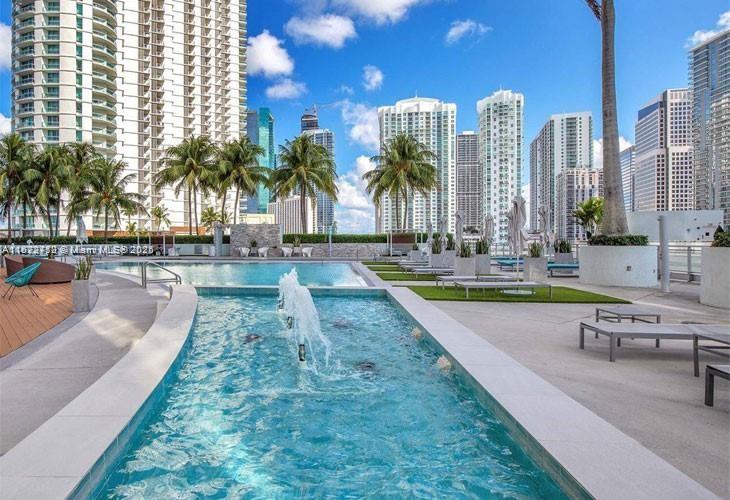 IVY CONDO - Residential