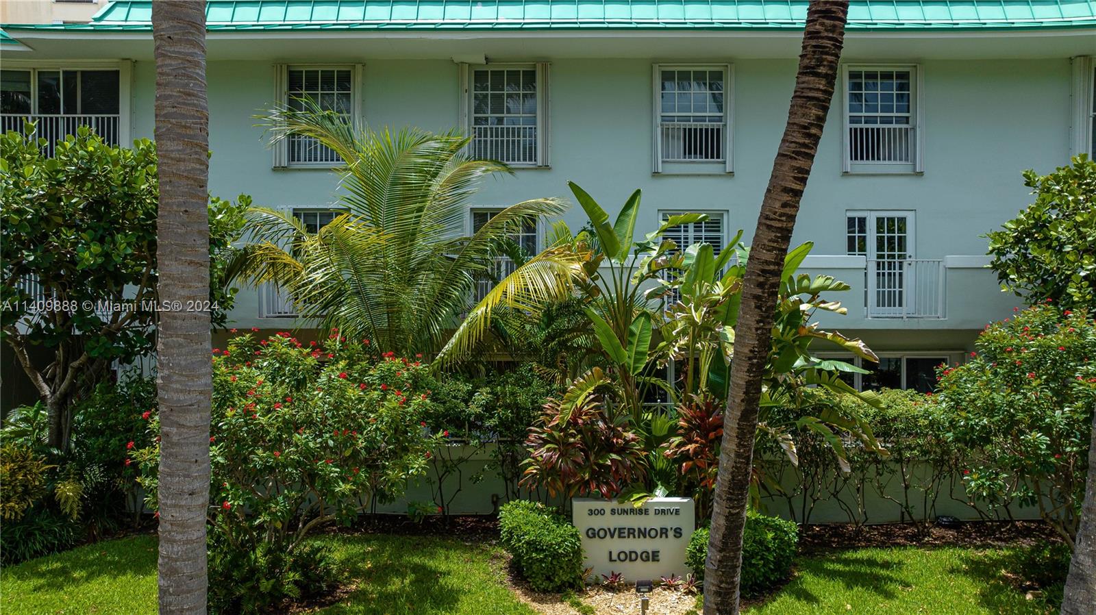 GOVERNORS LODGE ASSOC CON - Residential