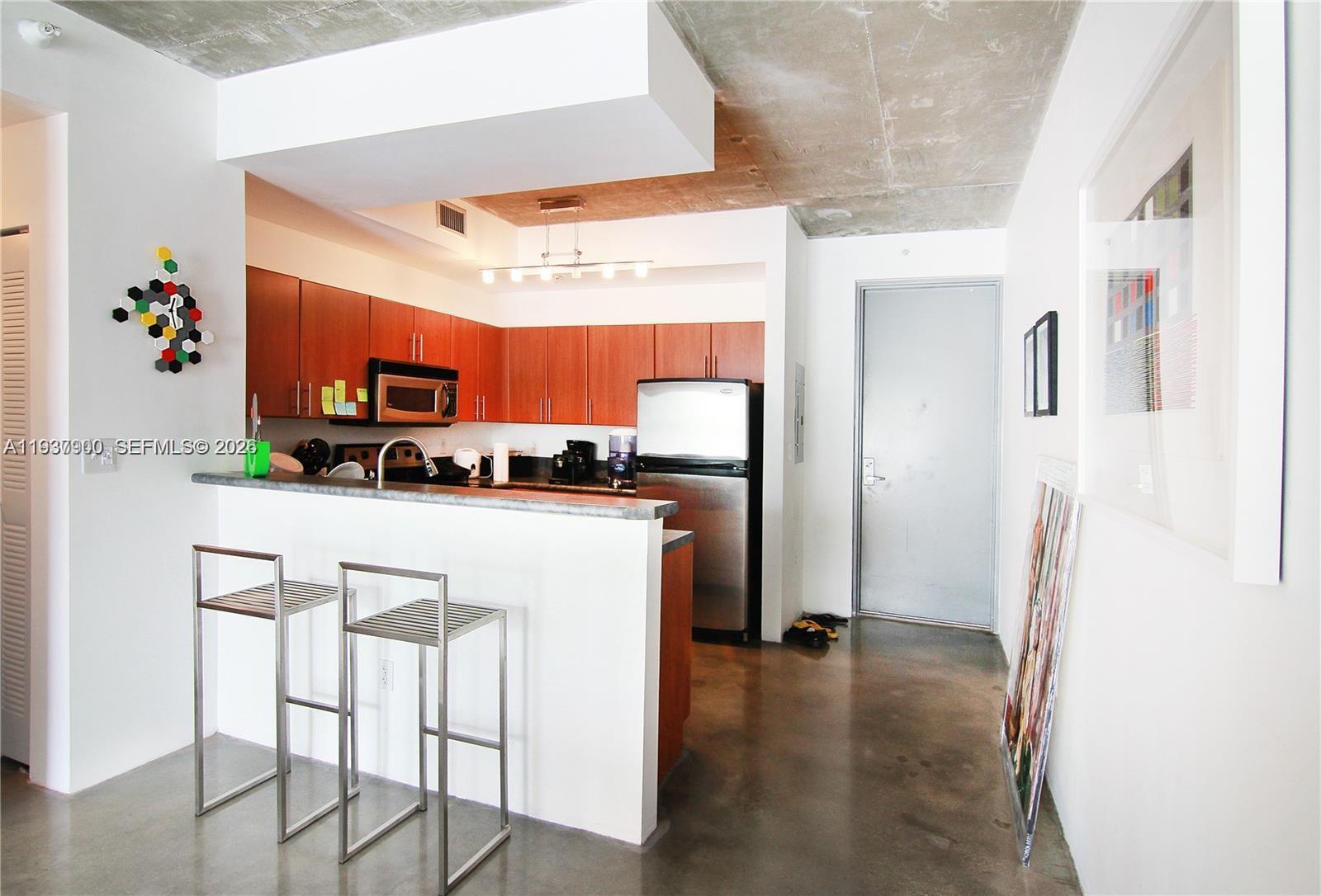 BAYLOFTS CONDO - Residential