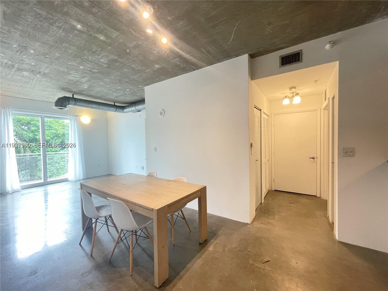 BAYLOFTS CONDO - Residential