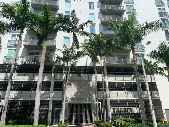 BAYLOFTS CONDO - Residential