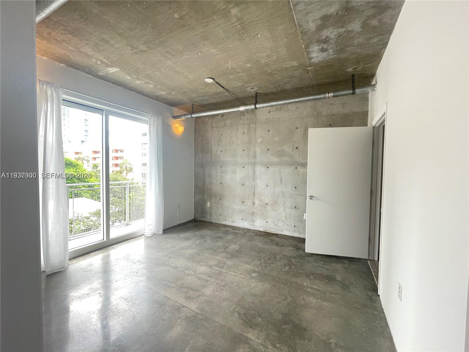 BAYLOFTS CONDO - Residential