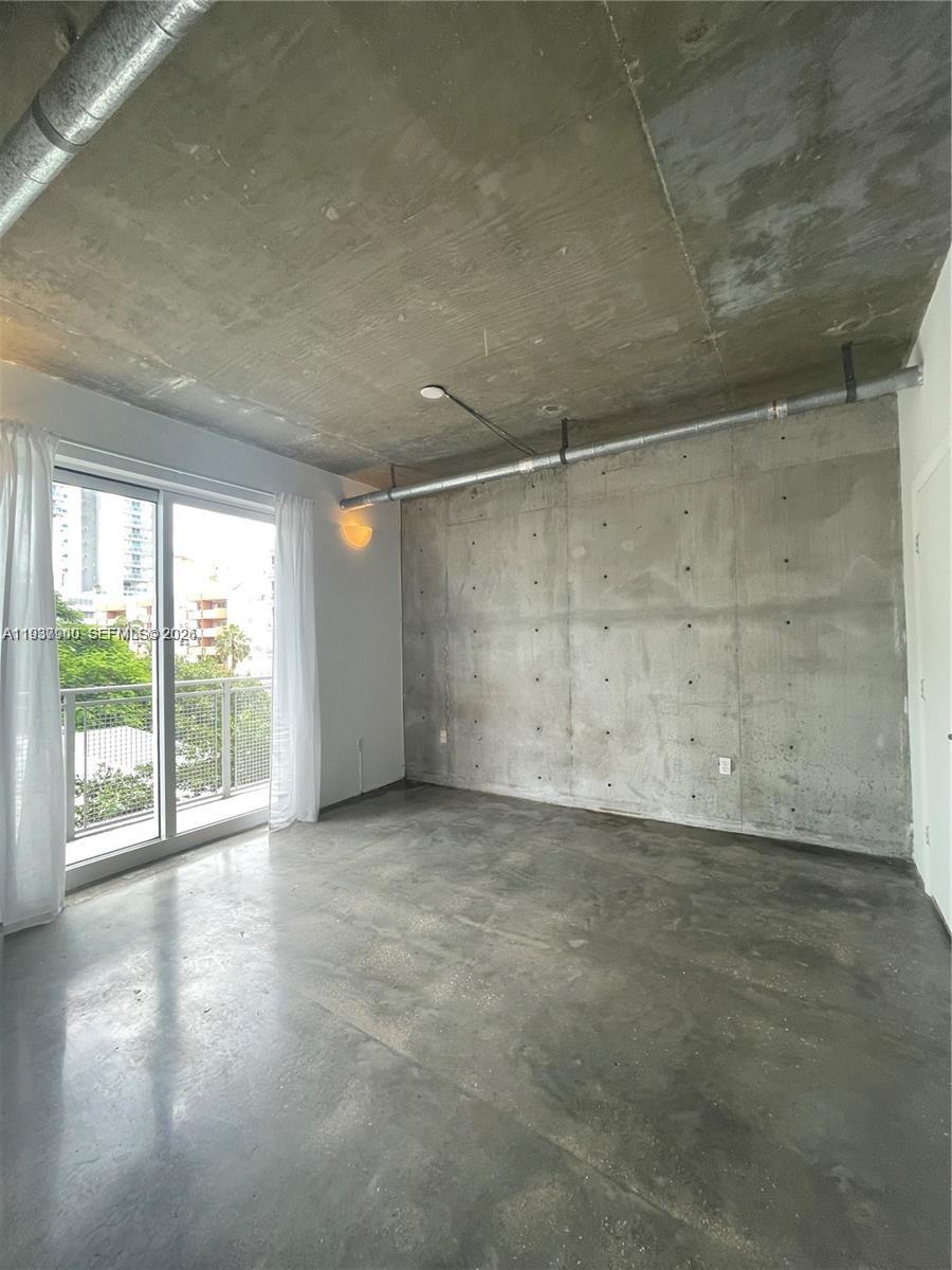 BAYLOFTS CONDO - Residential