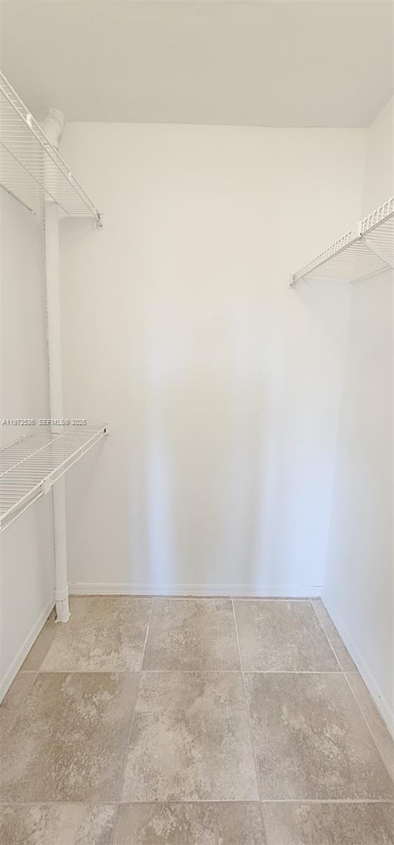 CORAL KEY CONDO - Residential Lease