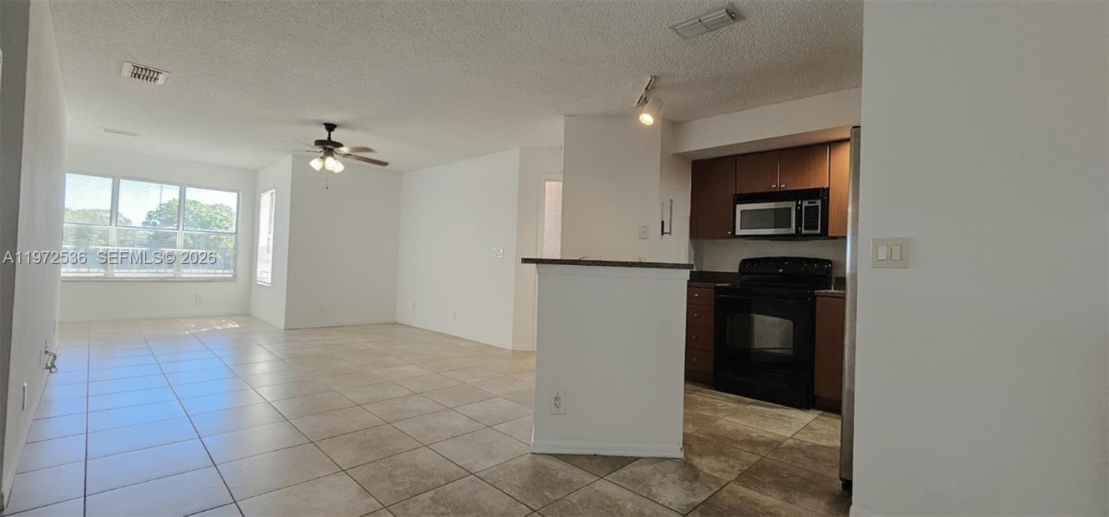 CORAL KEY CONDO - Residential Lease