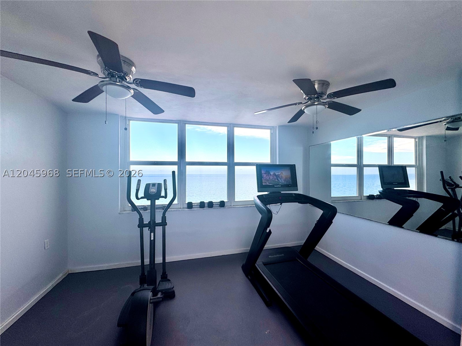 EDGEWATER BEACH TOWERS CO - Residential