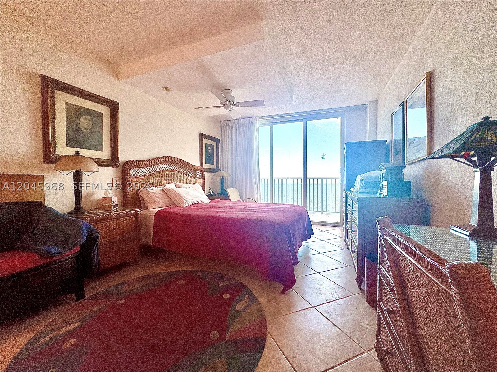EDGEWATER BEACH TOWERS CO - Residential