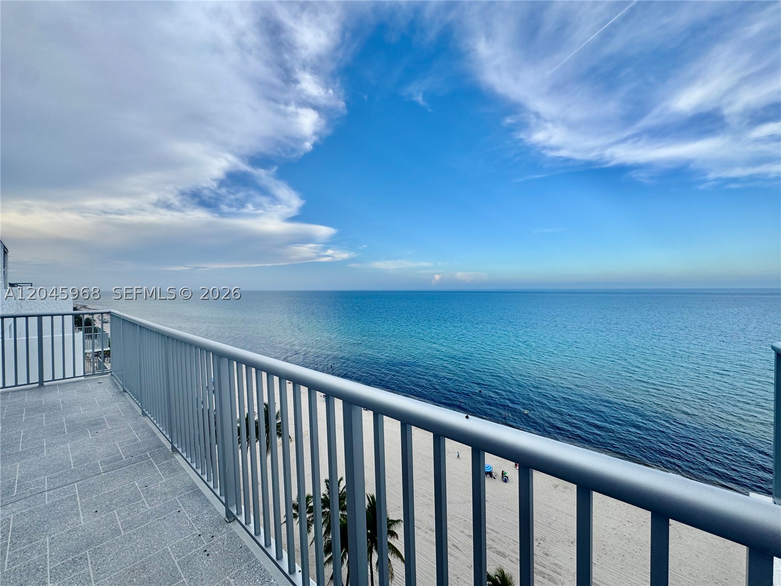 EDGEWATER BEACH TOWERS CO - Residential