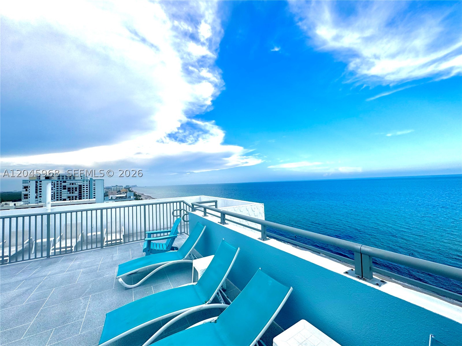 EDGEWATER BEACH TOWERS CO - Residential