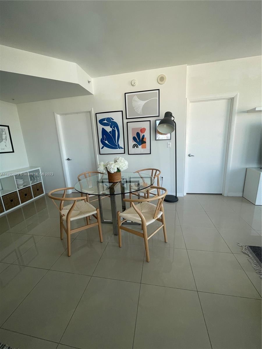 IVY CONDO - Residential Lease