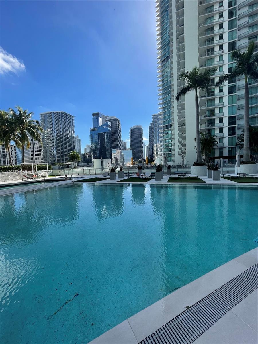 IVY CONDO - Residential Lease