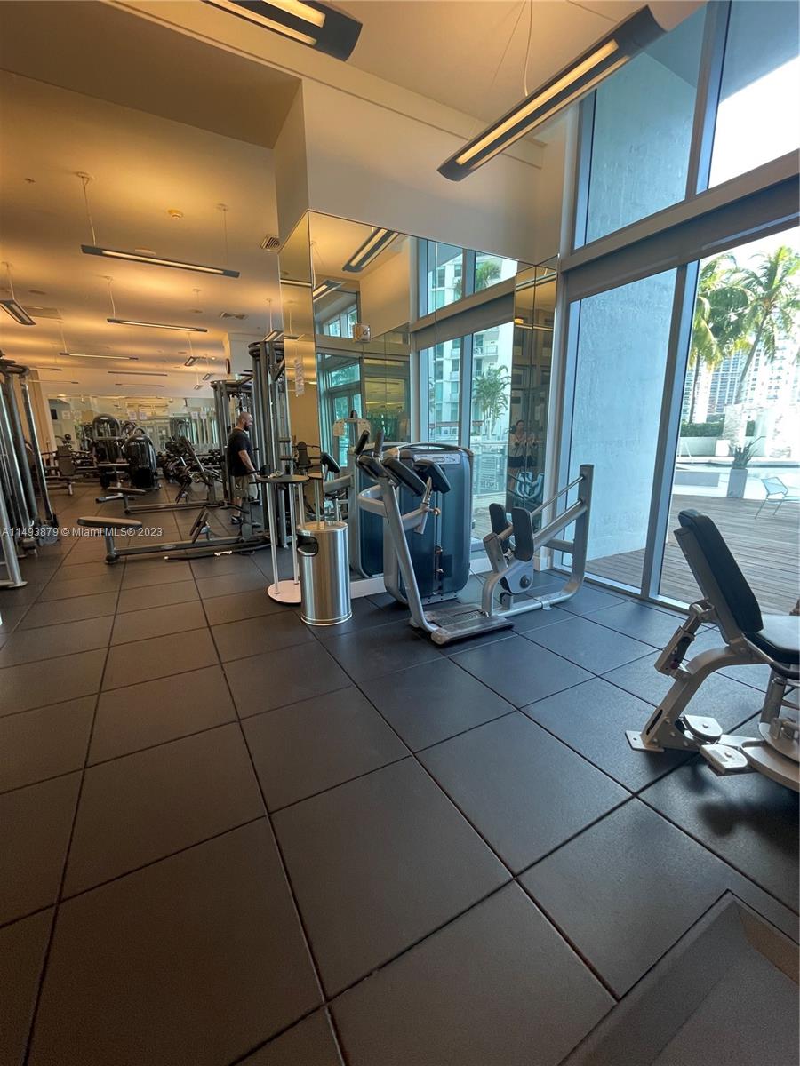 IVY CONDO - Residential Lease