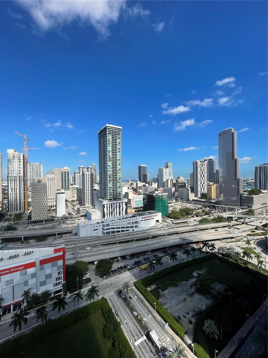 IVY CONDO - Residential Lease