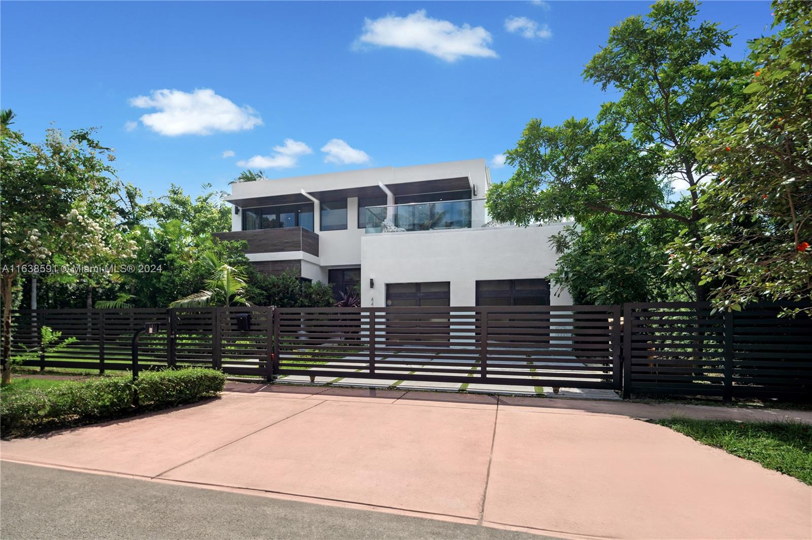 NAUTILUS EXTENSION 4TH - Residential