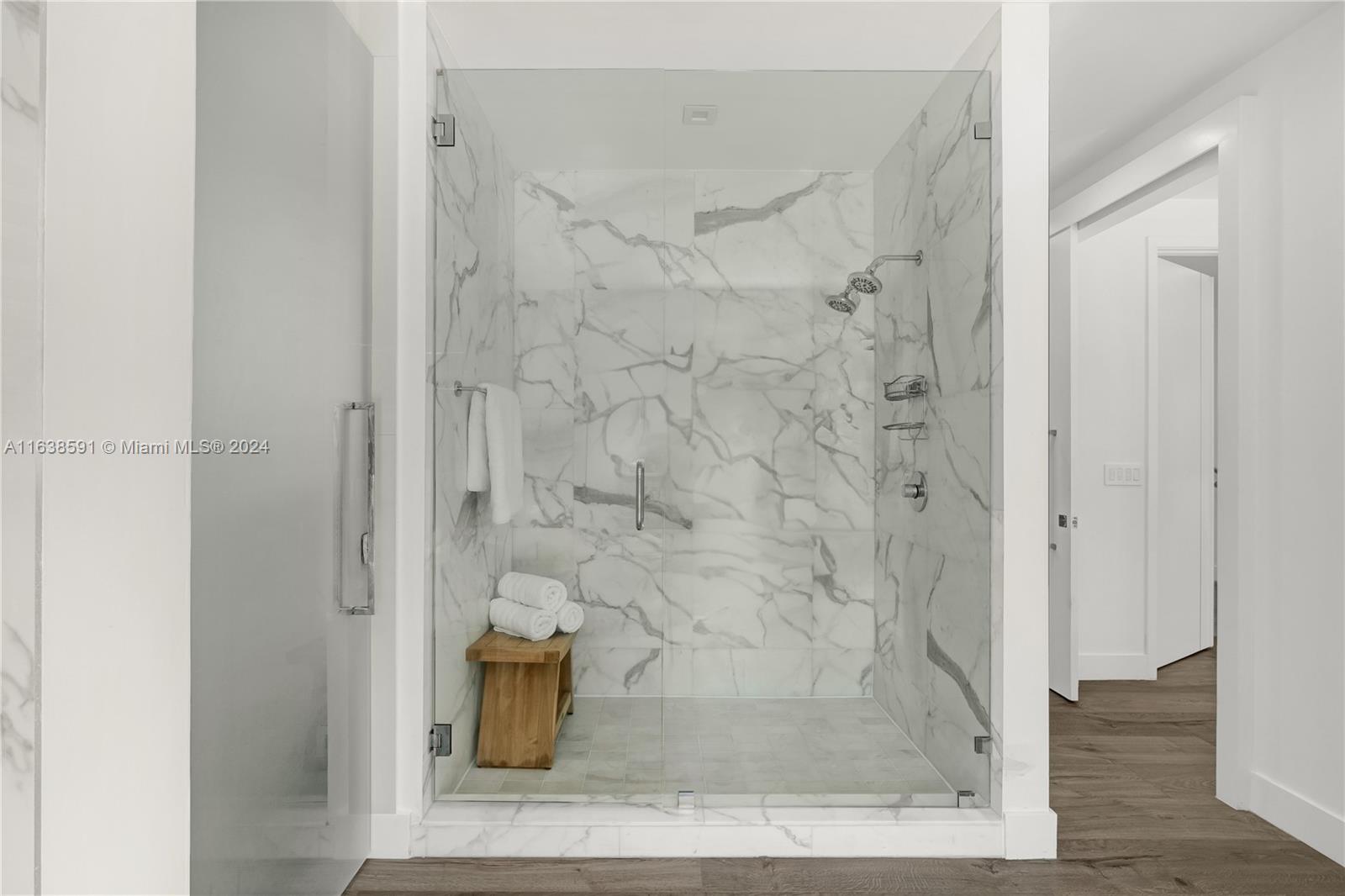 NAUTILUS EXTENSION 4TH - Residential