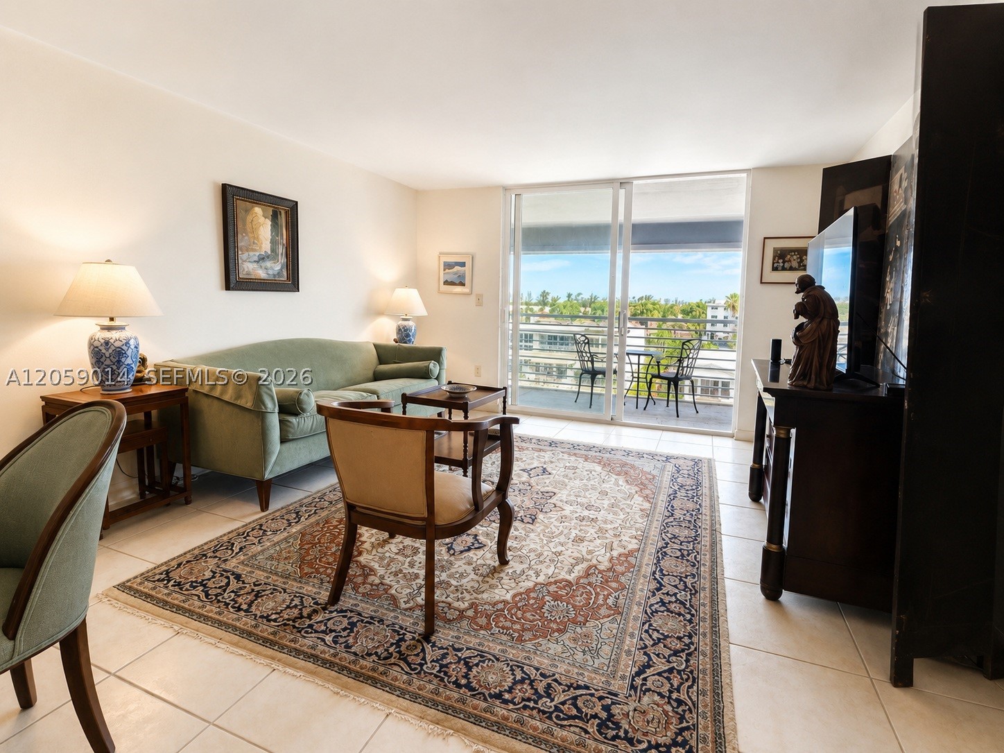 EDEN ISLES CONDO NO 7 - Residential