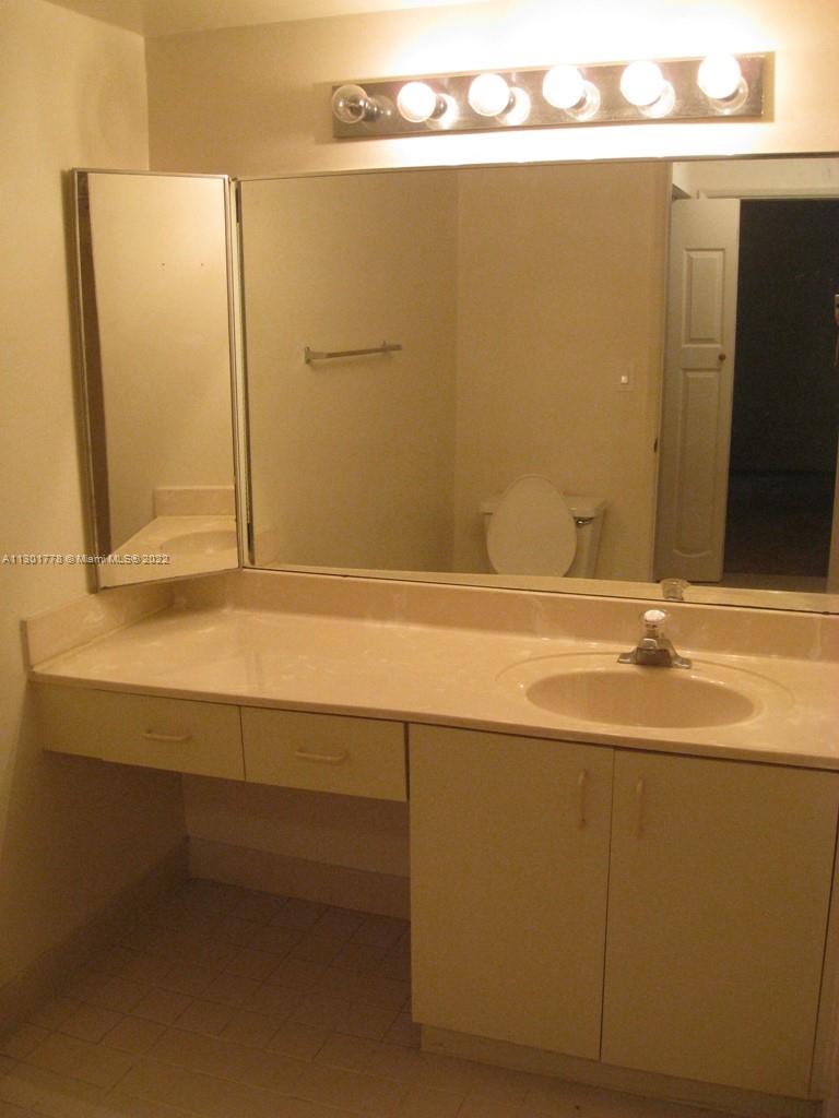 THE GREENS AT DORAL CONDO - Residential Lease