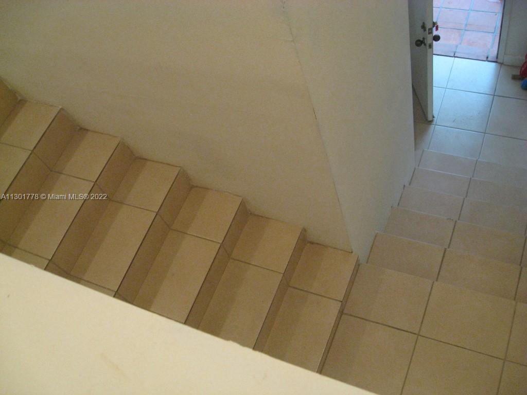 THE GREENS AT DORAL CONDO - Residential Lease
