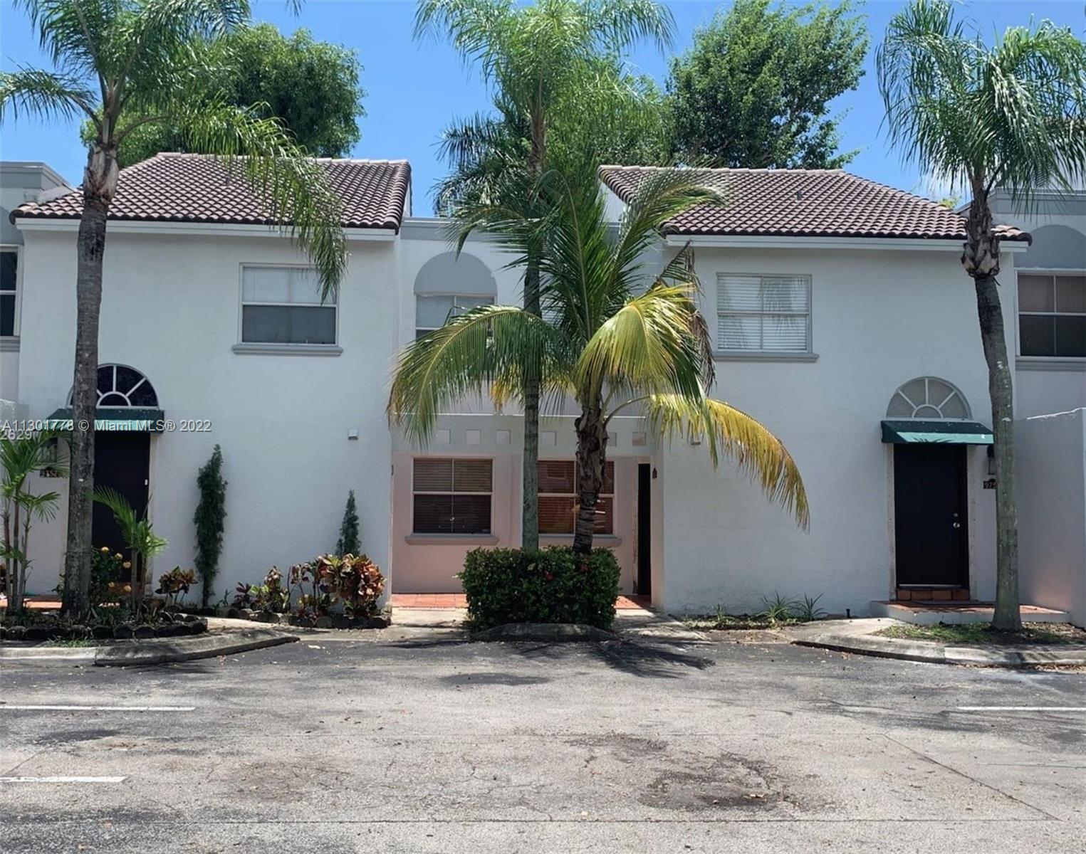 THE GREENS AT DORAL CONDO - Residential Lease