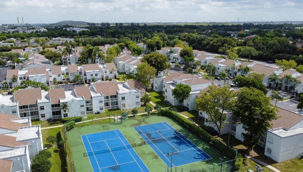 THE GREENS AT DORAL CONDO - Residential Lease