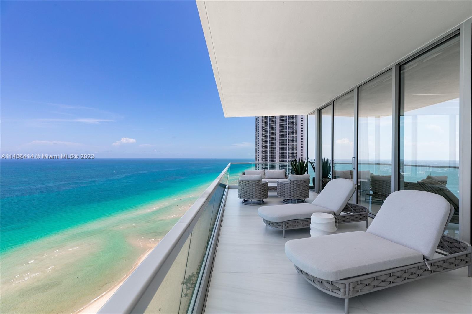Turnberry Ocean Club - Residential