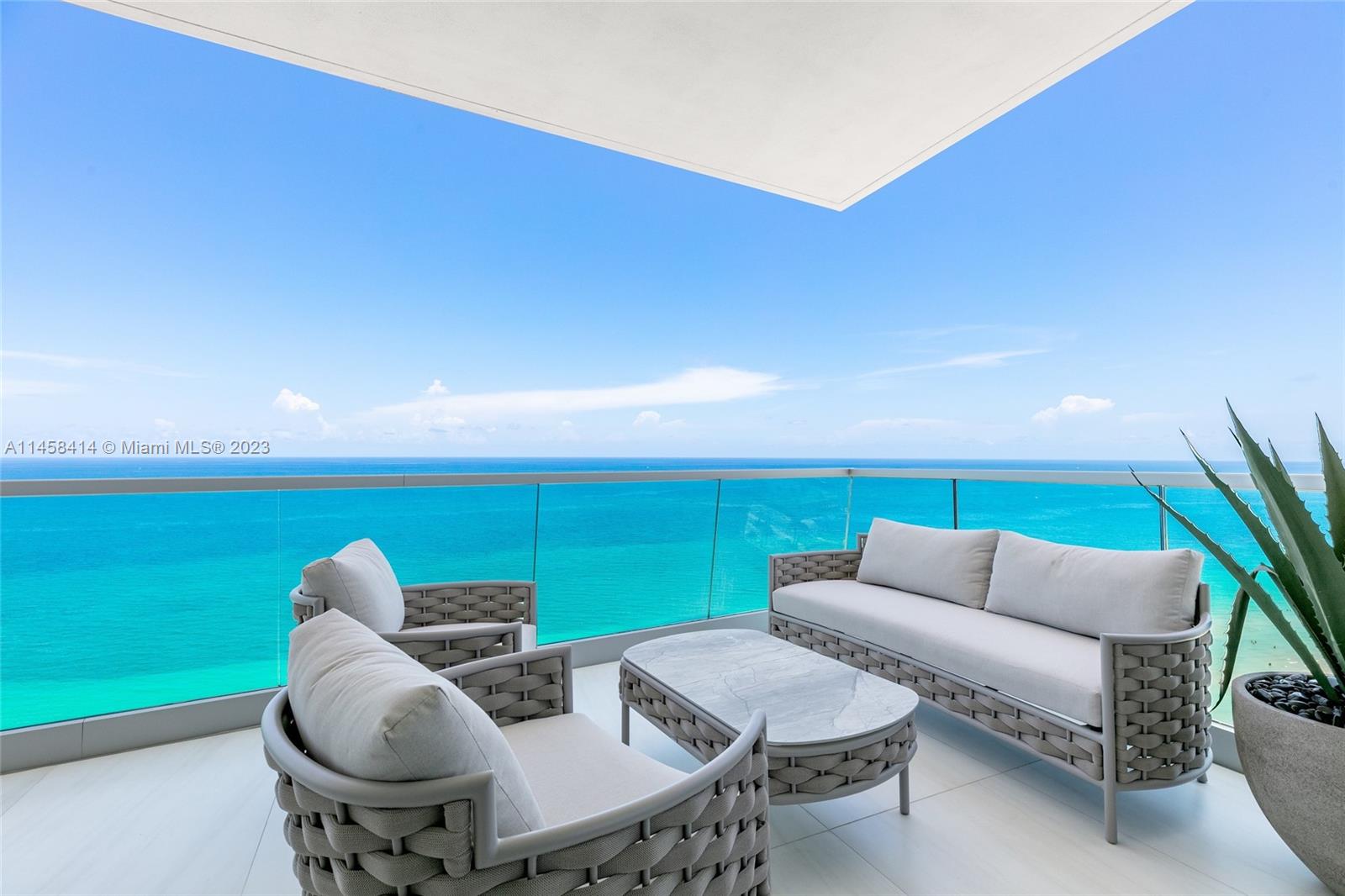 Turnberry Ocean Club - Residential