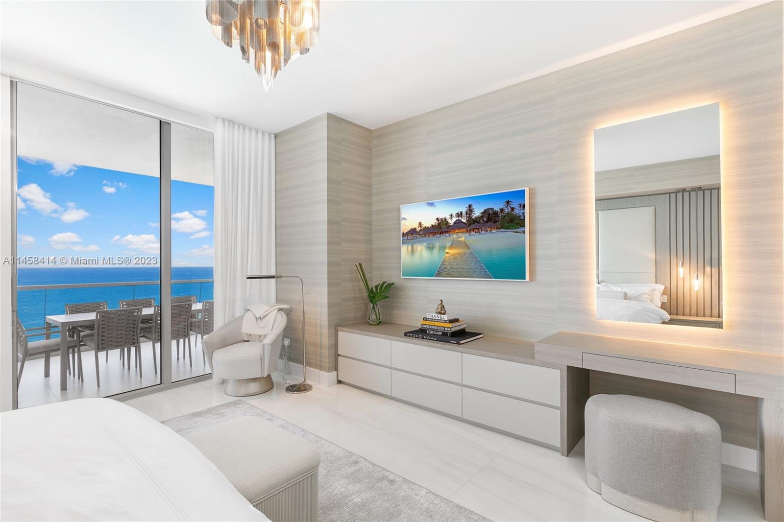 Turnberry Ocean Club - Residential