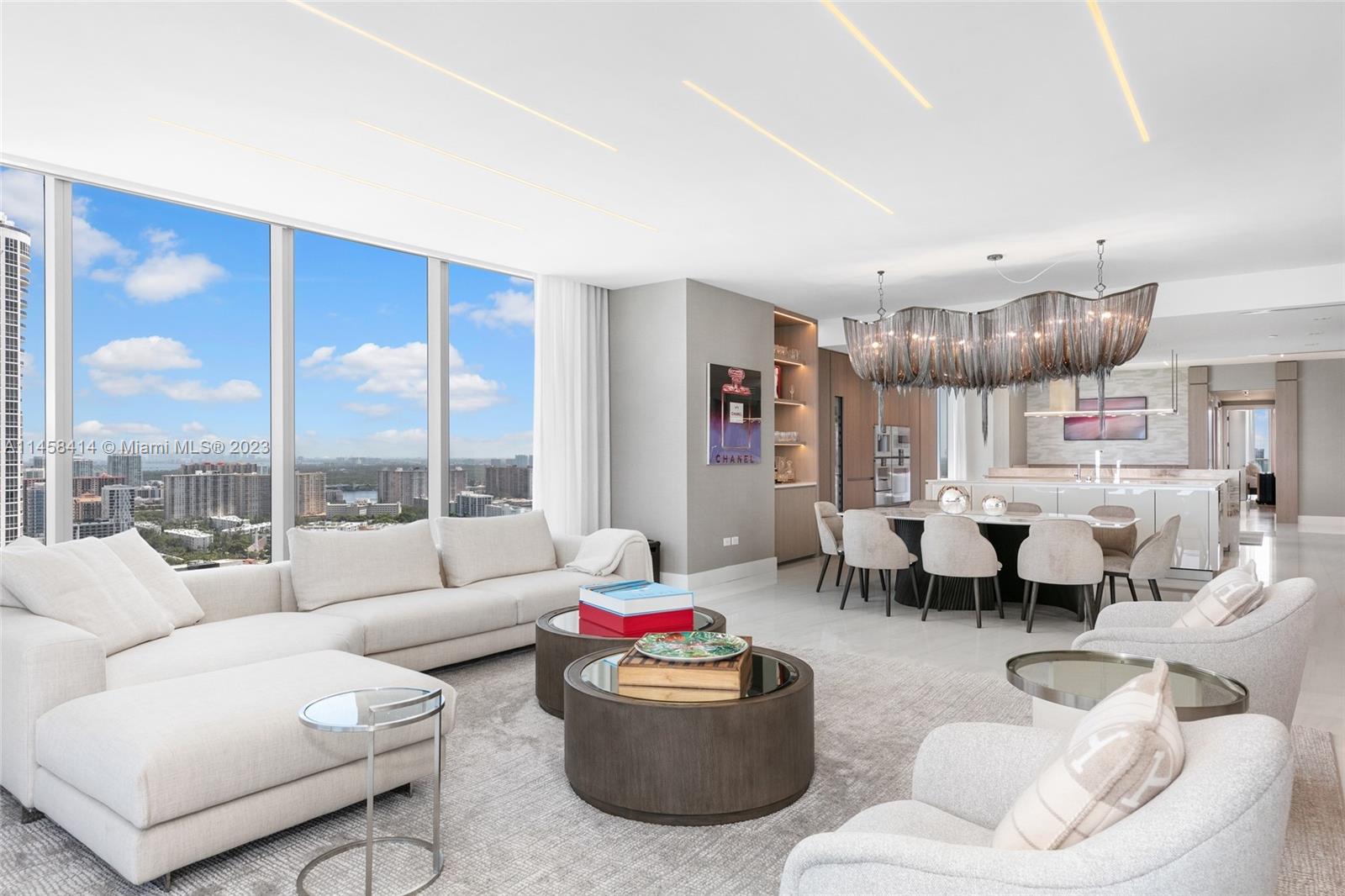 Turnberry Ocean Club - Residential
