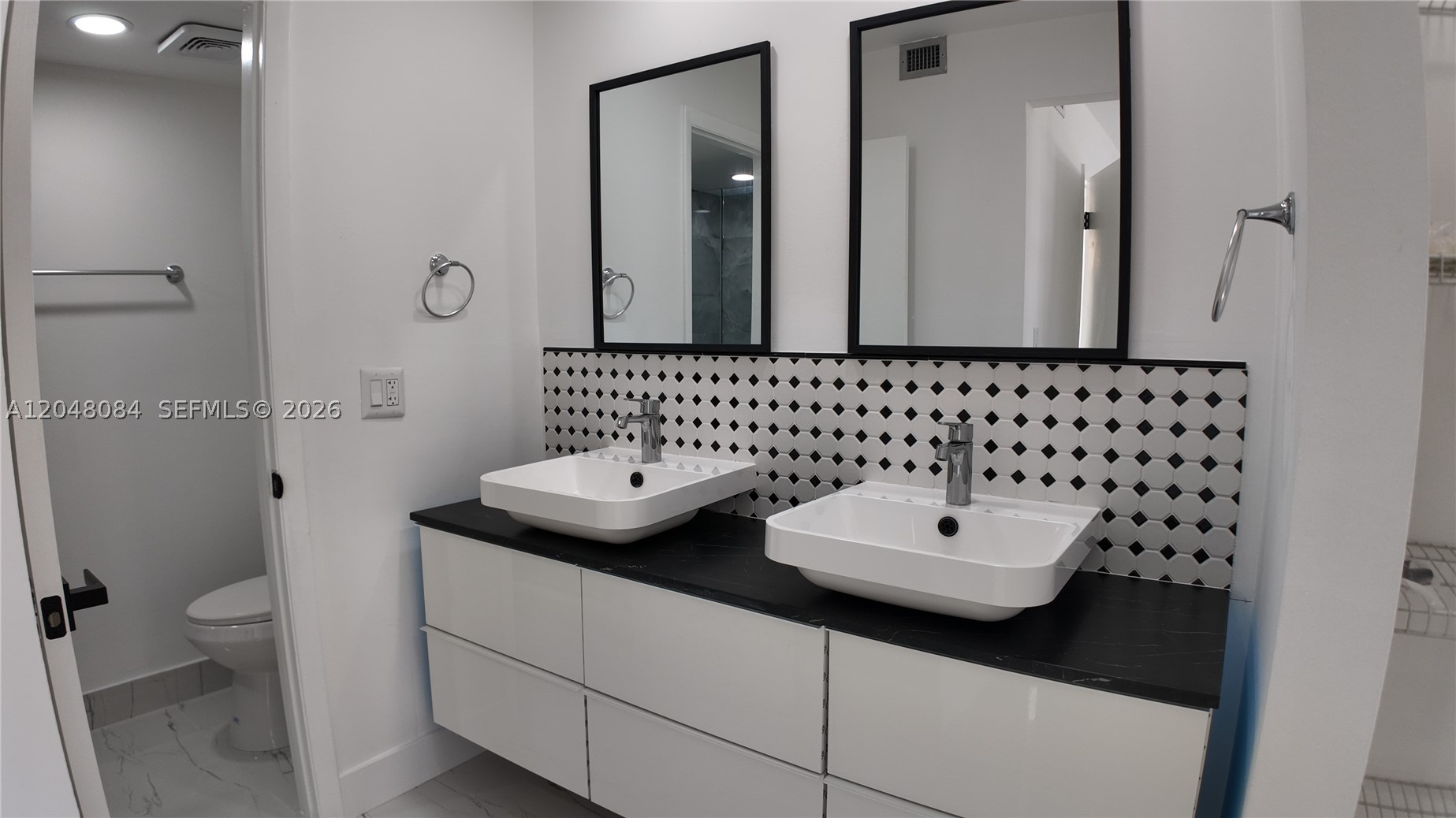 HARVEST SECTION THREE CON - Residential Lease
