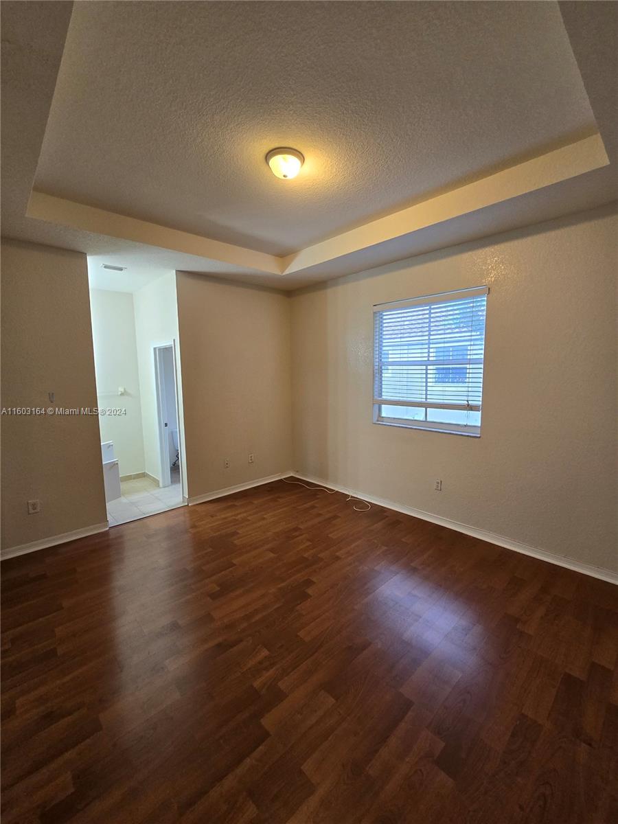 LAS TERRAZAS AT VIZCAYA C - Residential Lease