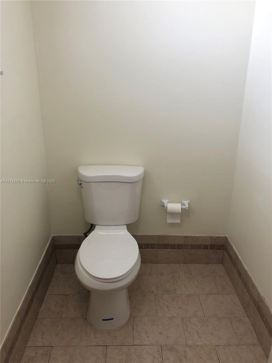 EL CONQUISTADOR NORTH CON - Residential Lease