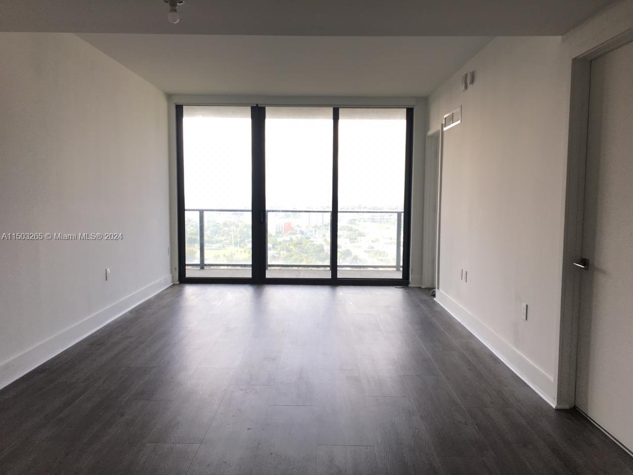 3401 MIDTOWN CONDO - Residential