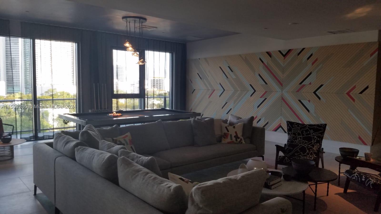 3401 MIDTOWN CONDO - Residential
