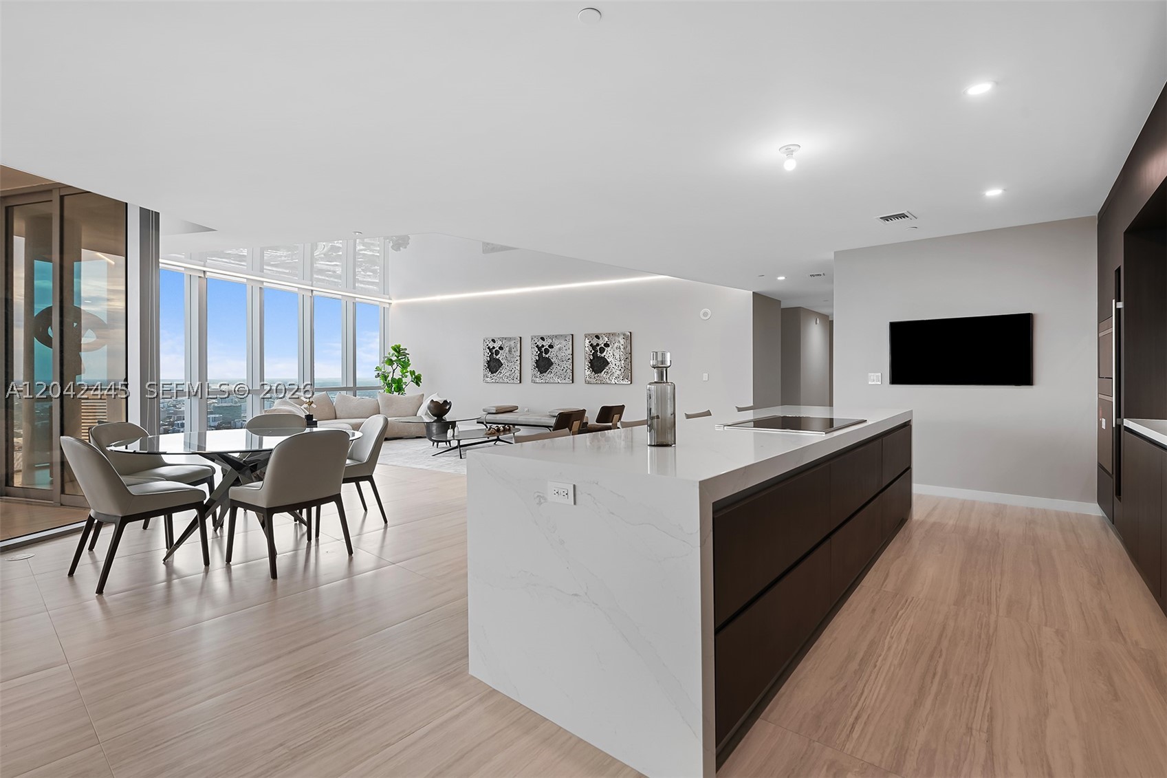 PARAMOUNT MIAMI WORLDCENT - Residential