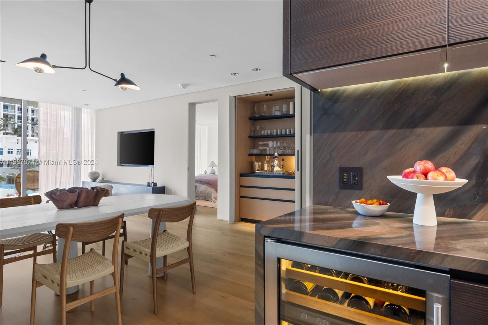 ONE OCEAN CONDO - Residential