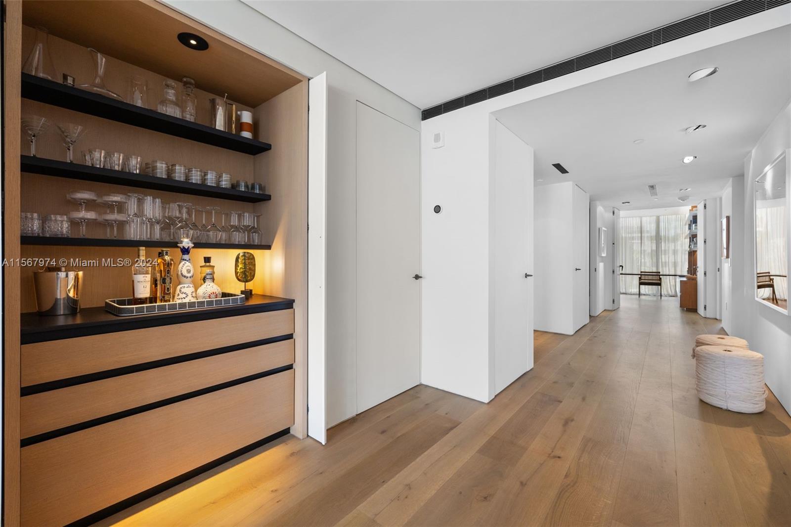 ONE OCEAN CONDO - Residential