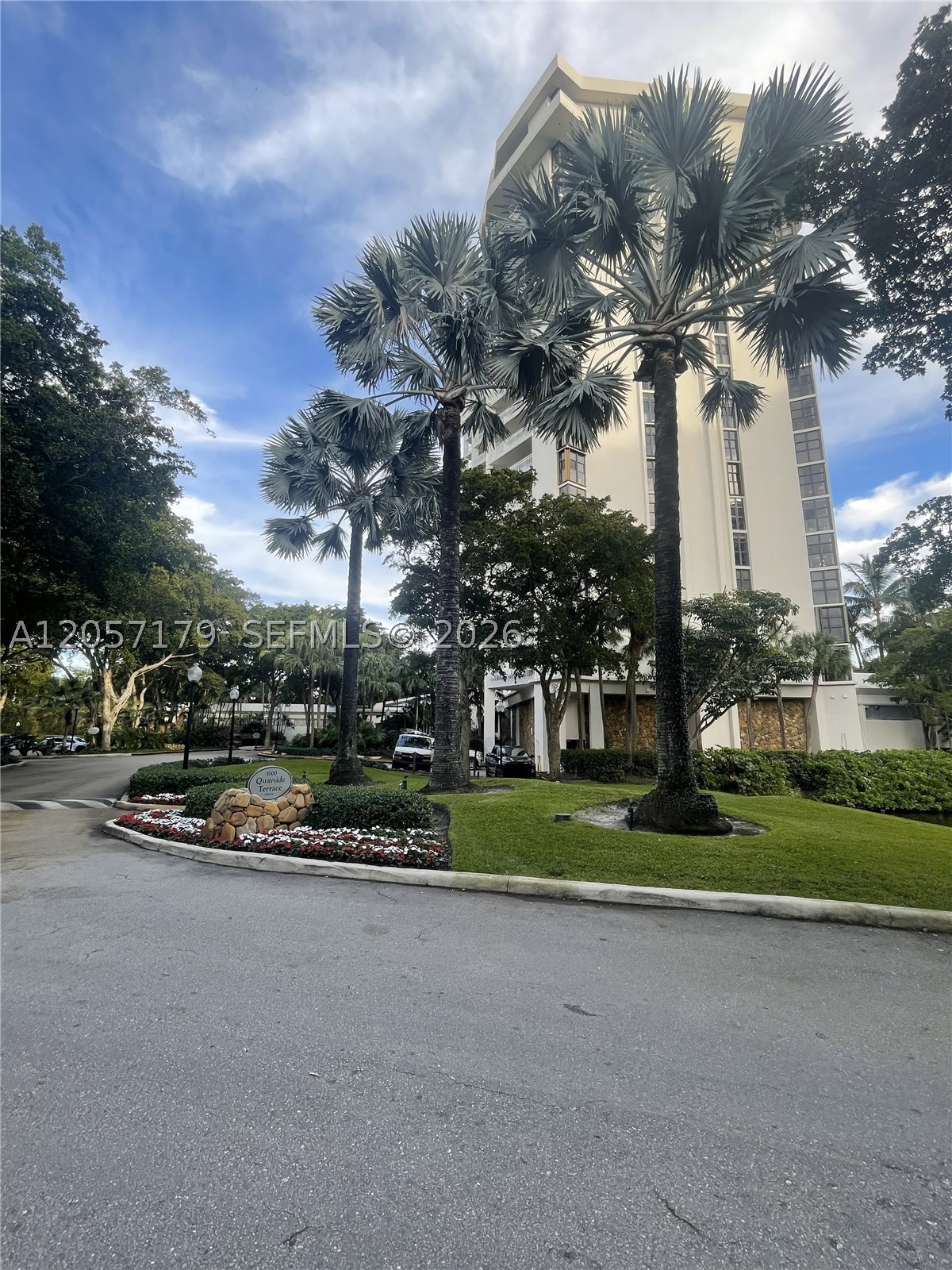 Great condo right off of US1 located right off the bay. This is the center of Miami. To the north is Aventura mall, to the East is the Bal Harbor, Haulover beach and marina, to the South is Midtown, Wnywood and Brickell. This unit is a center masterpiece. Featuring an open loft design, currently a 1 bedroom and 2 bathrooms but, you can close off a second bedroom. Wrap around balcony and 2 assigned parking spots. CAll today
