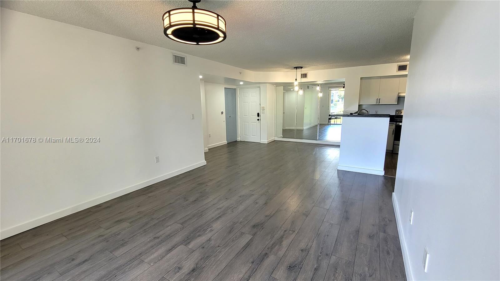 ST ANDREWS CONDO - Residential Lease