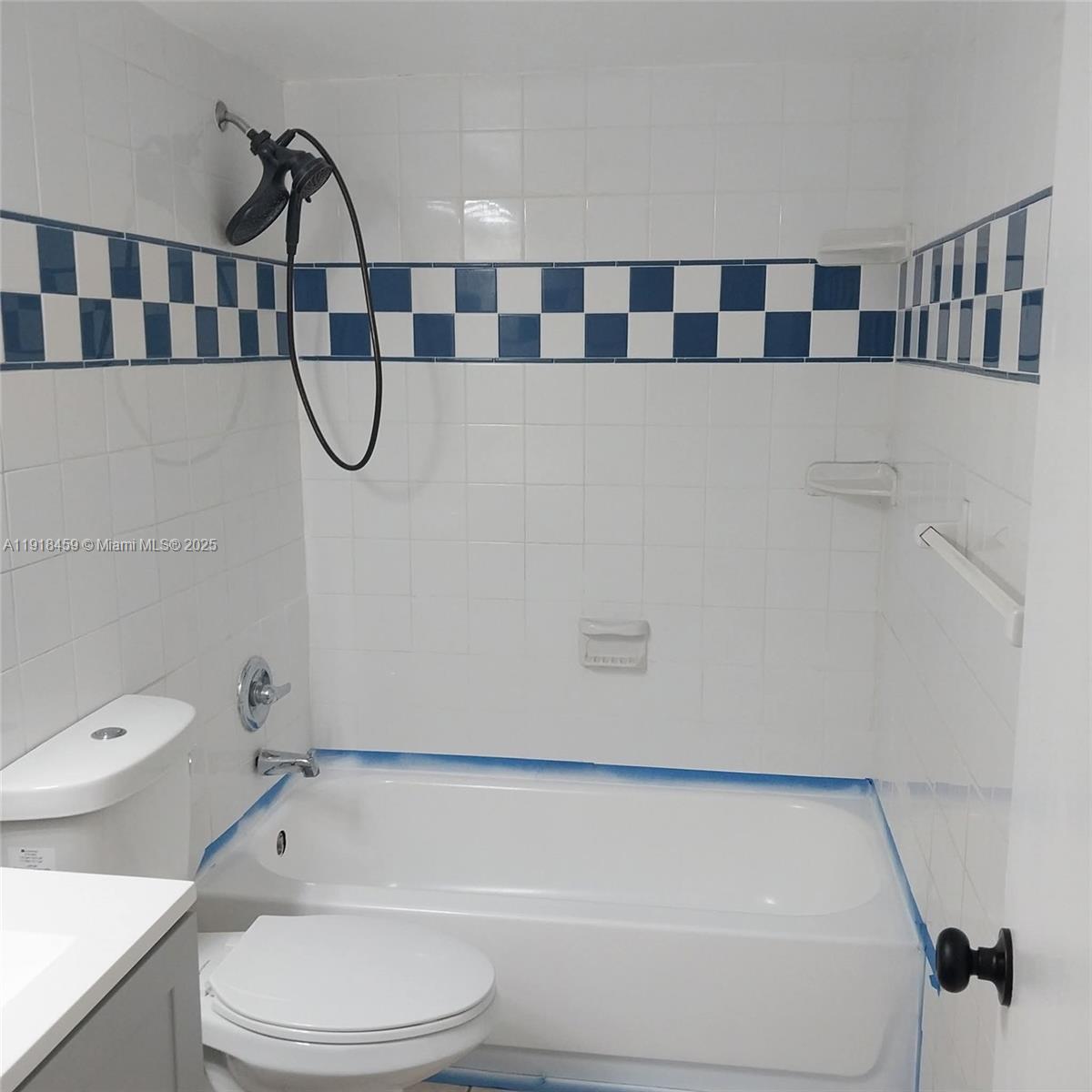 OAKS CONDO - Residential