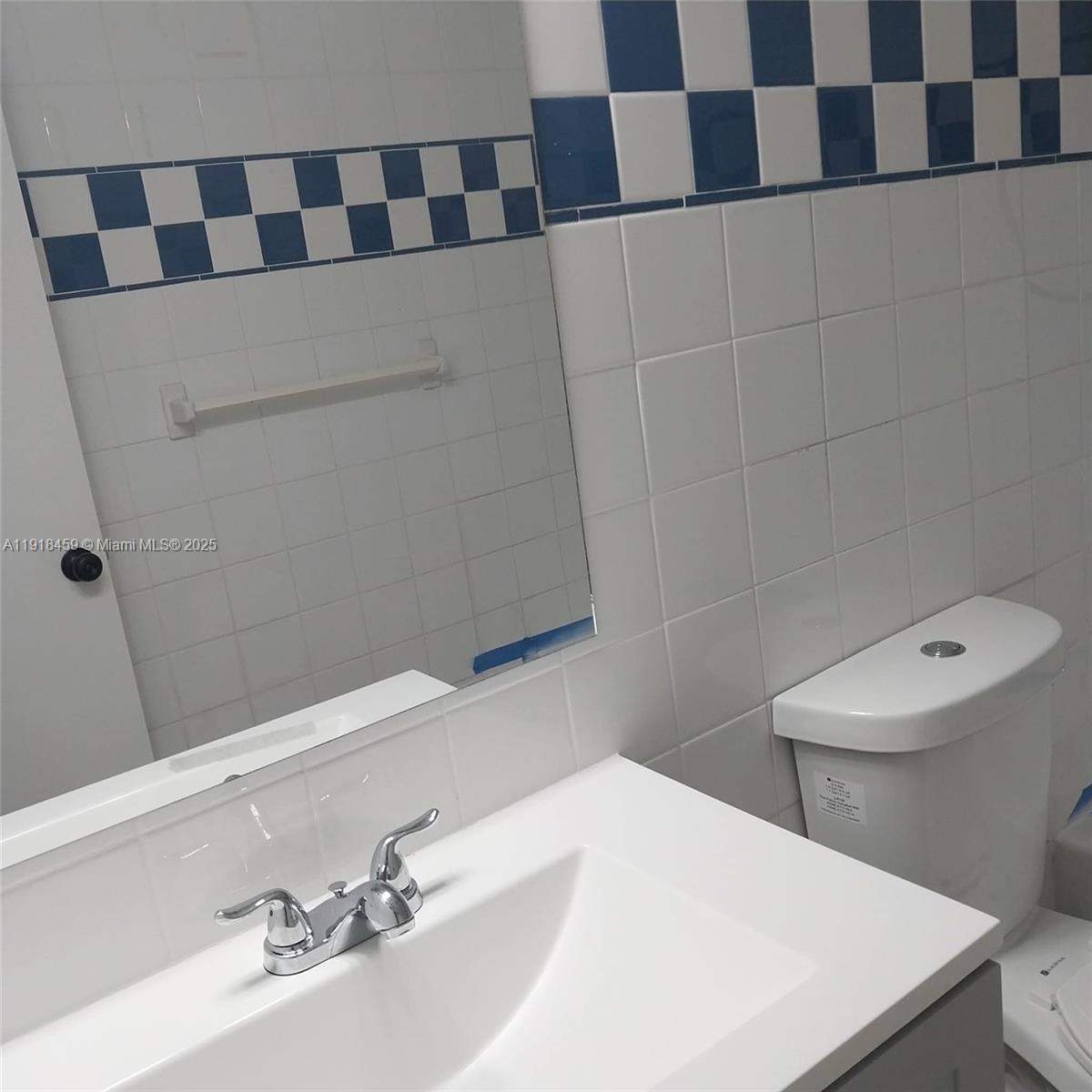 OAKS CONDO - Residential