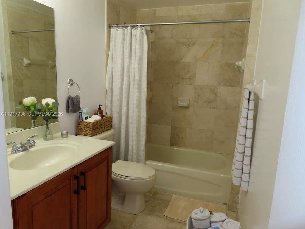 LEJEUNE PLAZA CONDO - Residential
