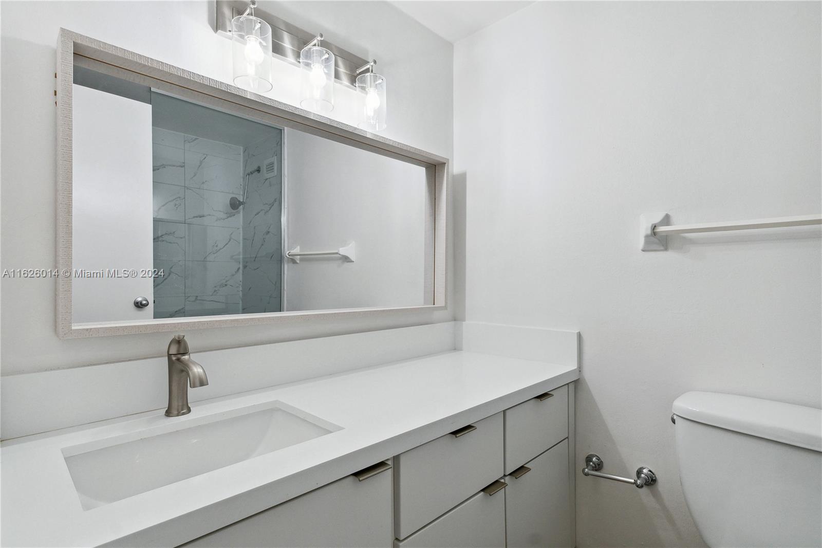 MIRADOR 1000 CONDO - Residential