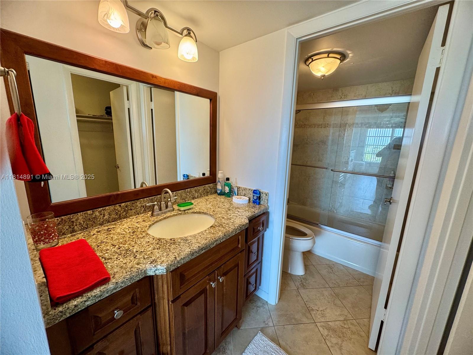 COUNTRY CLUB TOWER OF COR - Residential Lease