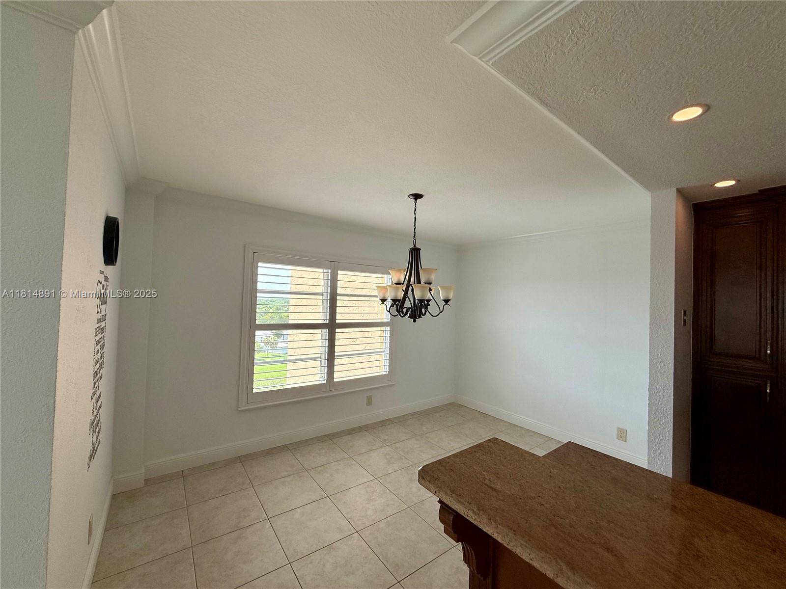 COUNTRY CLUB TOWER OF COR - Residential Lease